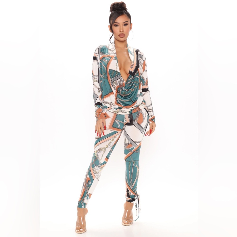 Fashion Nova All About Status Legging Set Jade Combo